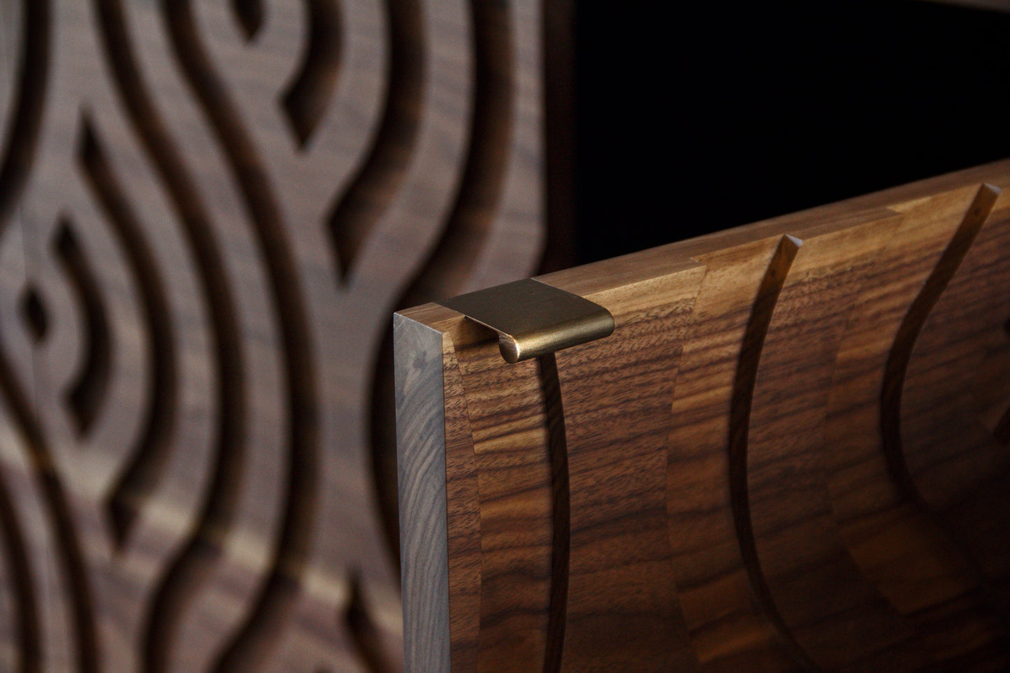 ESSENCE - BUFFET CONTEMPORAIN