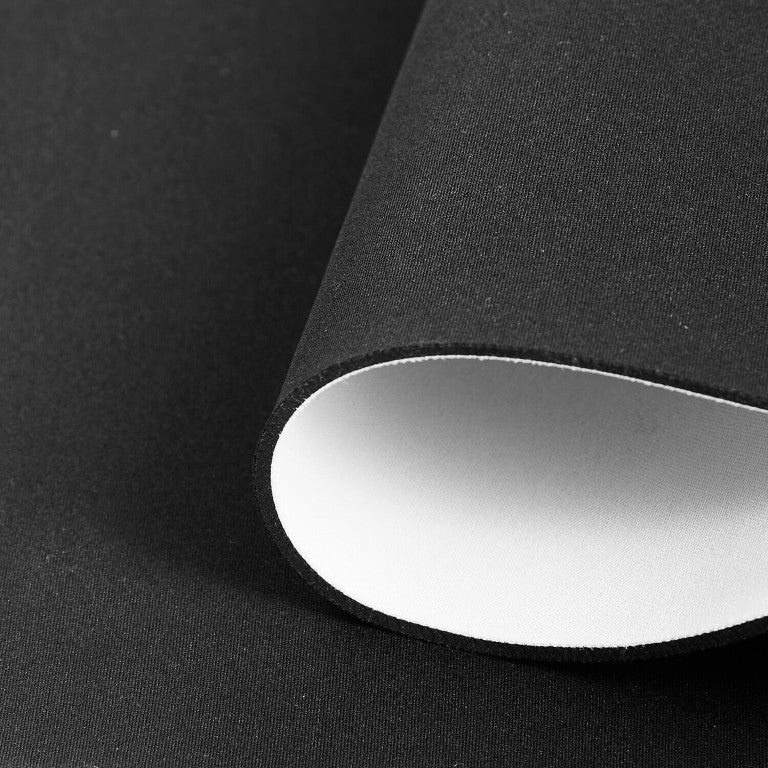 Tapis néoprène double face Noir et Blanc pour table de jeu ALEA.